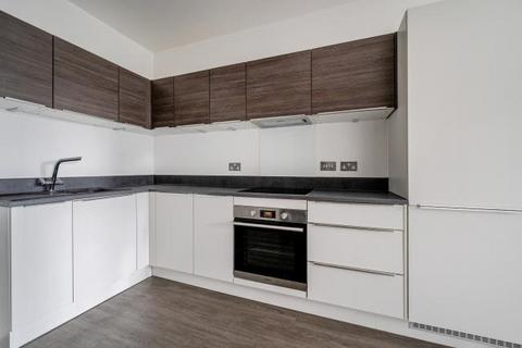 2 bedroom apartment to rent, Millennium Way,  Bracknell,  RG12