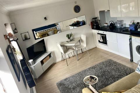 1 bedroom flat for sale, Coopers Close, Nettleham, Lincoln, LN2