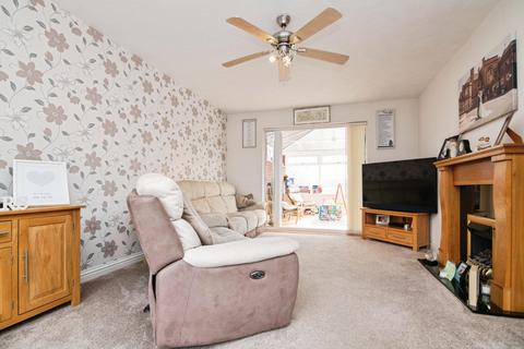 3 bedroom semi-detached house for sale, Stourdell Road, Halesowen, B63