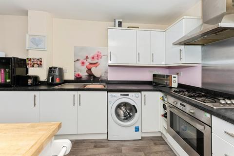 3 bedroom end of terrace house for sale, Robert Pearson Mews, Grimsby, DN32