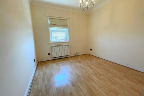 1 bedroom apartment for sale, Birchett Road, Aldershot GU11