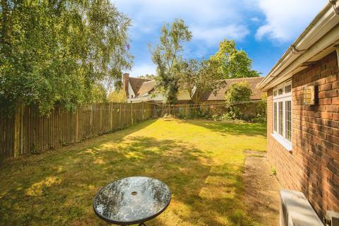 5 bedroom detached house for sale, Teston Road, West Malling, ME19