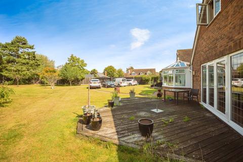 5 bedroom detached house for sale, Teston Road, West Malling, ME19