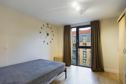 2 bedroom flat to rent, Southside Development, Birmingham B5