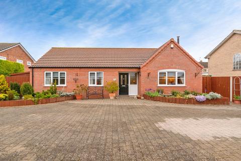 3 bedroom detached bungalow for sale, Randall Close, Newark, NG24
