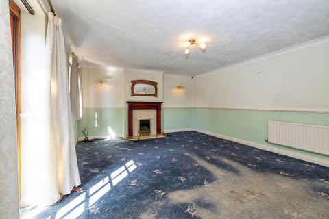 4 bedroom detached bungalow for sale, Lincoln Road, Metheringham, Lincoln, LN4