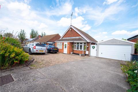 3 bedroom detached bungalow for sale, Huthwaite Road, Sutton-in-Ashfield, NG17