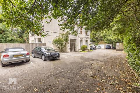 Dean Park Road, Bournemouth, BH1 1