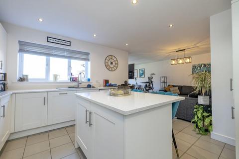 4 bedroom detached house for sale, Chadwick Road, Dunholme, Lincoln, LN2