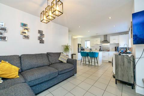 4 bedroom detached house for sale, Chadwick Road, Dunholme, Lincoln, LN2
