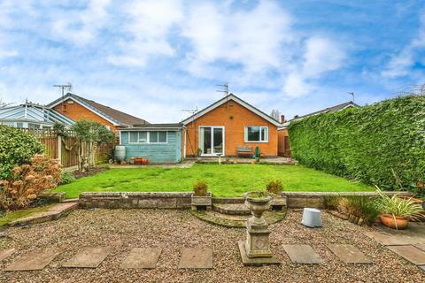 3 bedroom detached bungalow for sale, Field House Close, Wollaton, NG8