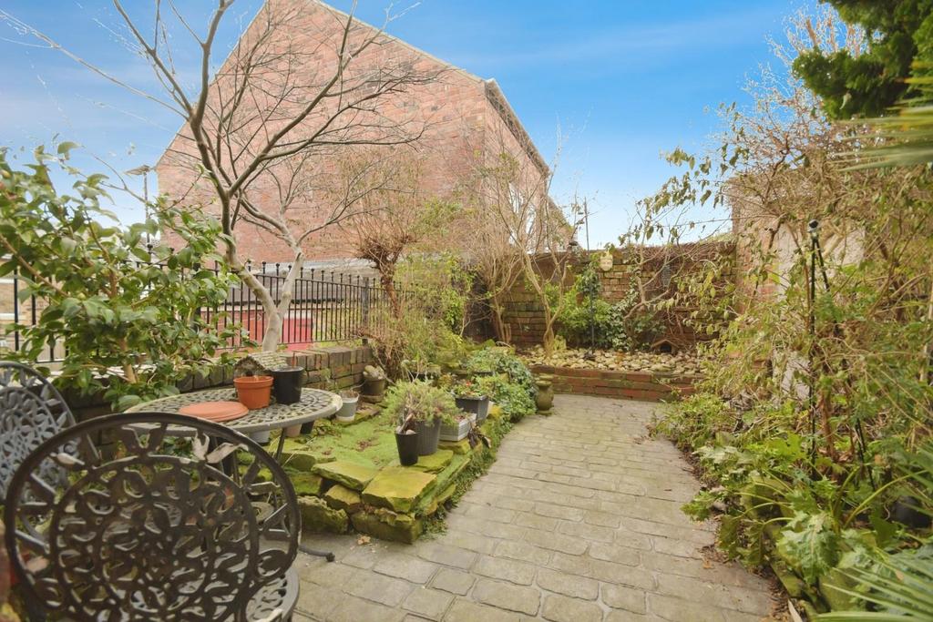 Rear garden