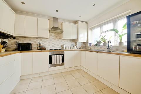 undefined, Beechwood Drive, Woodford Green, IG8