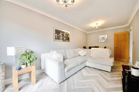 undefined, Beechwood Drive, Woodford Green, IG8
