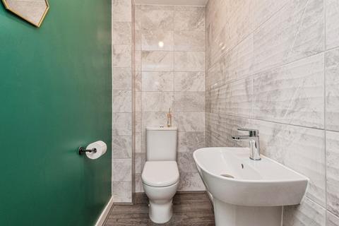 undefined, Mallard Court, Huddersfield, HD4