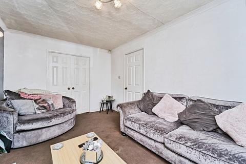 undefined, Henn Drive, Tipton, DY4