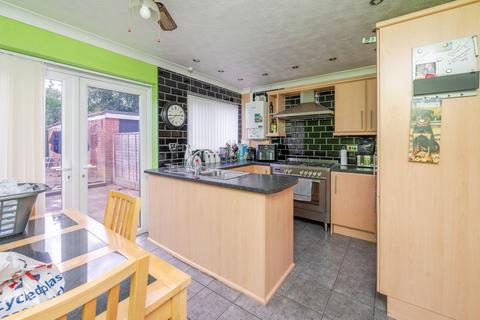 undefined, Puxton Drive, Kidderminster, DY11