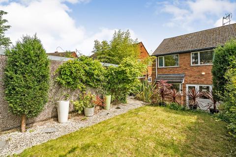 undefined, Walker Drive, Kidderminster, DY10