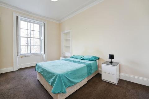 3 bedroom flat for sale, Barony Street, Edinburgh, EH3