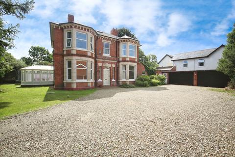 6 bedroom detached house for sale, 27 Birmingham Road, Kidderminster, DY10