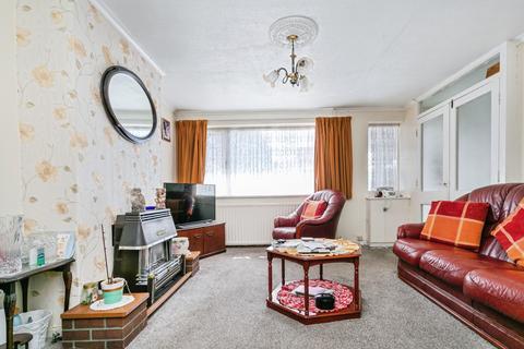 3 bedroom semi-detached house for sale, Hunter Drive, Bletchley, Milton Keynes, MK2