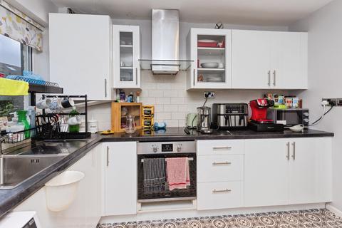 undefined, Marlow Close, Huddersfield, HD5