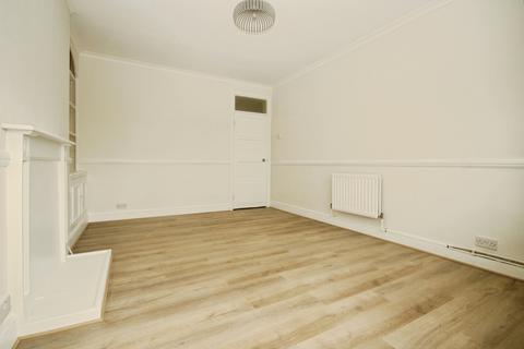 2 bedroom apartment to rent, Fayland Avenue, London, SW16