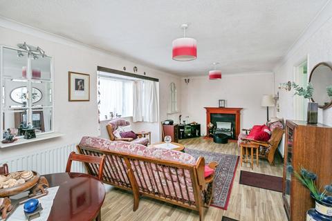 undefined, Montagu Drive, Eaglestone, Milton Keynes, MK6