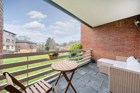 undefined, Forest Close, Chislehurst, BR7