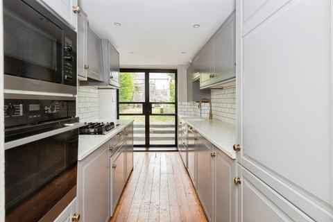 undefined, Tower Hamlets Road, London, E7