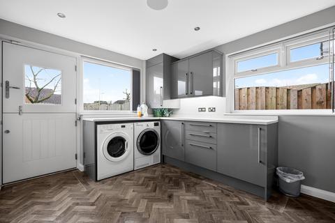 undefined, Larchwood, Oldham, OL9