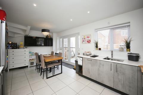 3 bedroom detached house for sale, Stourminster Way, Kidderminster, DY10