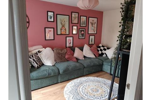 3 bedroom terraced house for sale, Bainite Grove, Newport, NP19