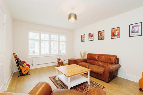 4 bedroom detached house for sale, Fairfax Close, Oldham, OL9