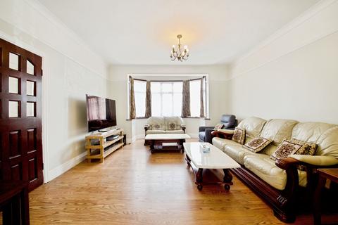 5 bedroom semi-detached house for sale, The Drive, Ilford, IG1