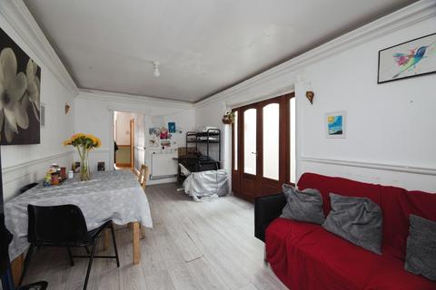 3 bedroom terraced house for sale, Sherrard Road, London, E12
