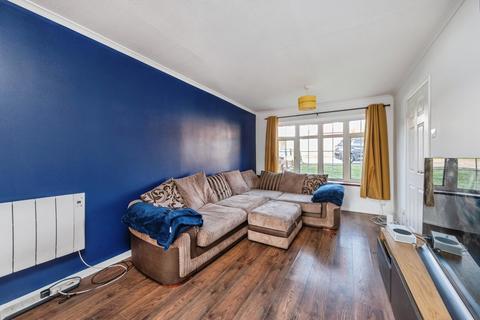undefined, Valley End, Pattishall, NN12