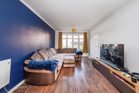 undefined, Valley End, Pattishall, NN12