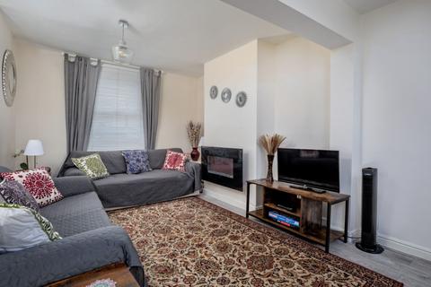 3 bedroom terraced house for sale, Clark Street, Scarborough, YO12