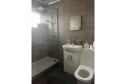 undefined, Elizabeth Walk, Tipton, DY4