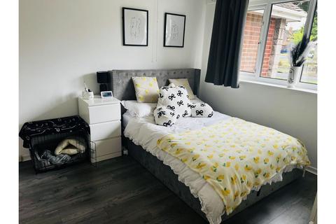 undefined, Elizabeth Walk, Tipton, DY4
