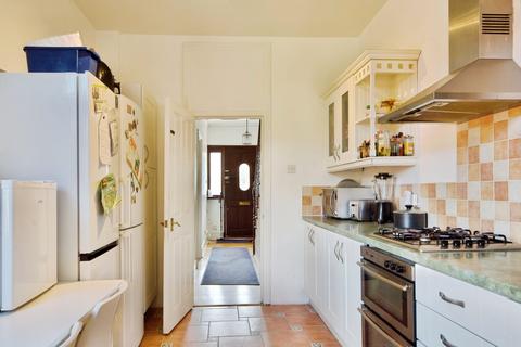 5 bedroom terraced house for sale, James Lane, London, E10