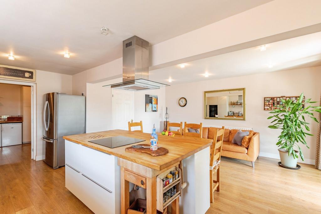 Kitchen/Family Room