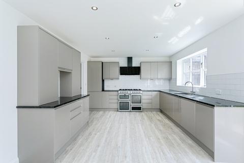 5 bedroom detached house for sale, Wickstead Avenue, Grange Farm, Milton Keynes, MK8