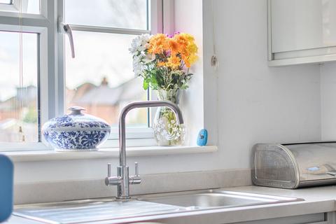 2 bedroom terraced house for sale, Elizabeth Court, Farncombe GU7