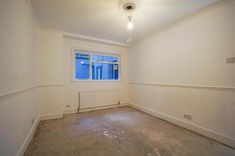 1 bedroom flat for sale, Eversfield Place, St. Leonards-On-Sea