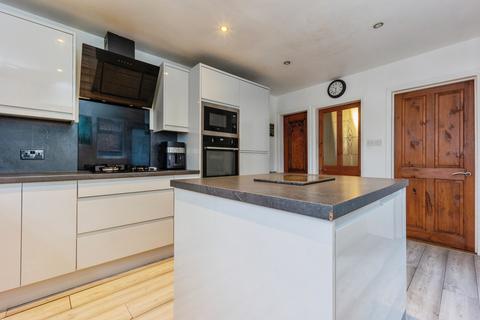 4 bedroom terraced house for sale, Parkdale Avenue, Manchester, M18