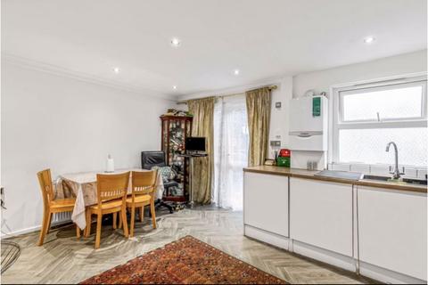 5 bedroom terraced house for sale, Rectory Square, London, E1