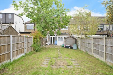 3 bedroom terraced house for sale, Eastern Avenue, Ilford, IG2