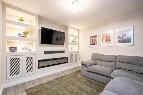 3 bedroom detached house for sale, Foden Close, Farington, Leyland